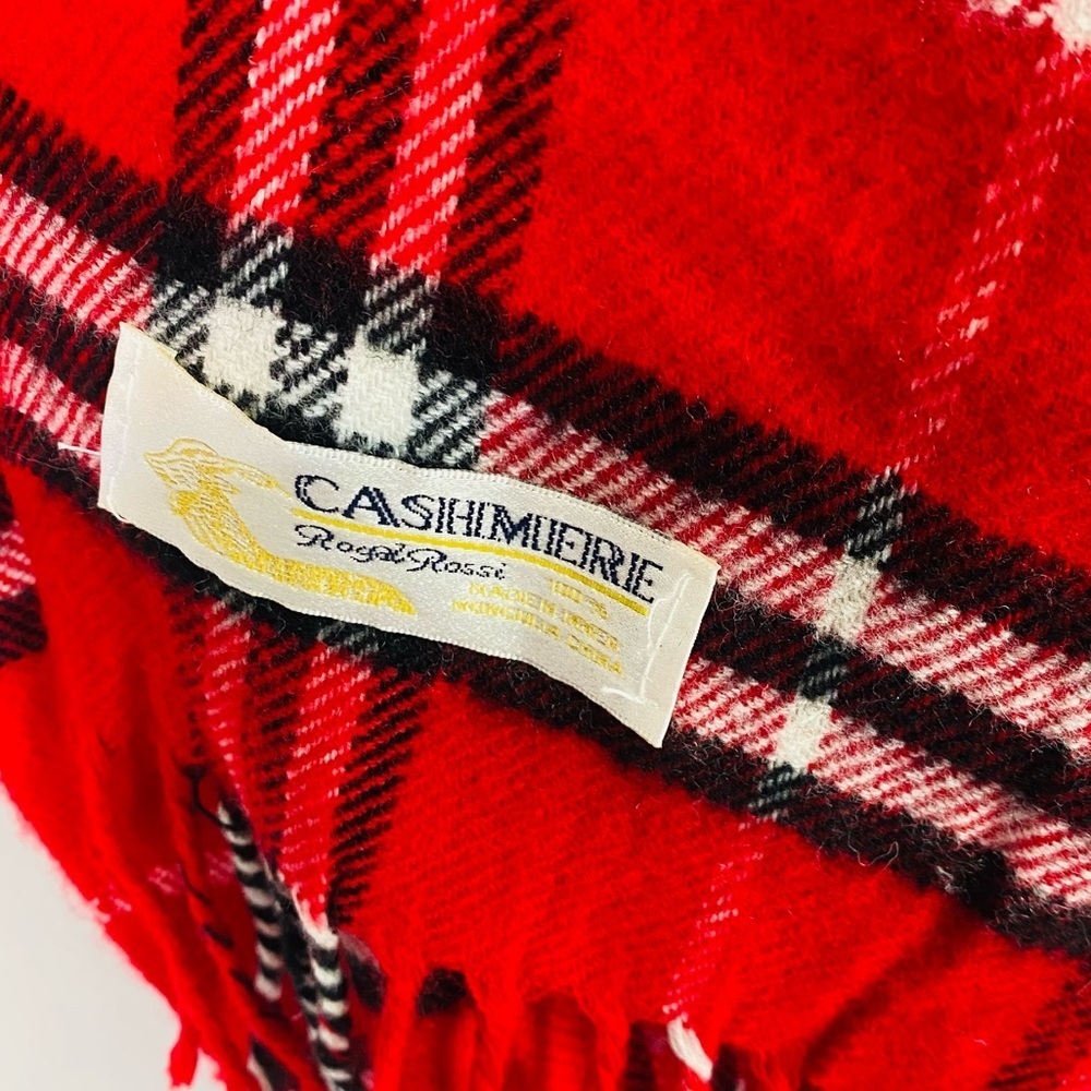 Royal Rossi 100% Cashmere Red Tartan Plaid Scarf/Wrap 30.5” x 73” - Picture 5 of 5